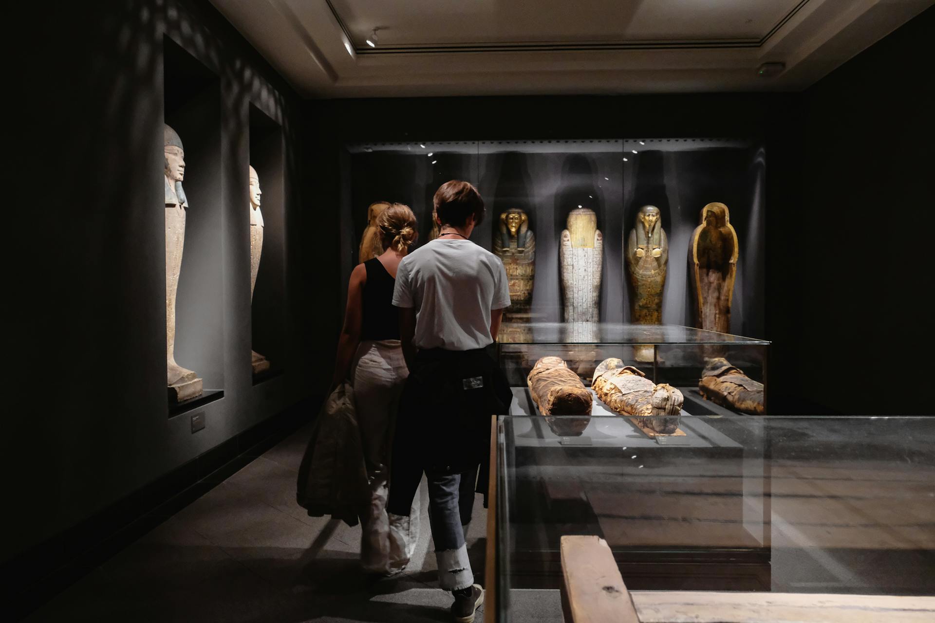 1Tour delle Piramidi del Cairo in autobus da Sharm El Sheikh – Grande Museo Egizio (Nuovo)