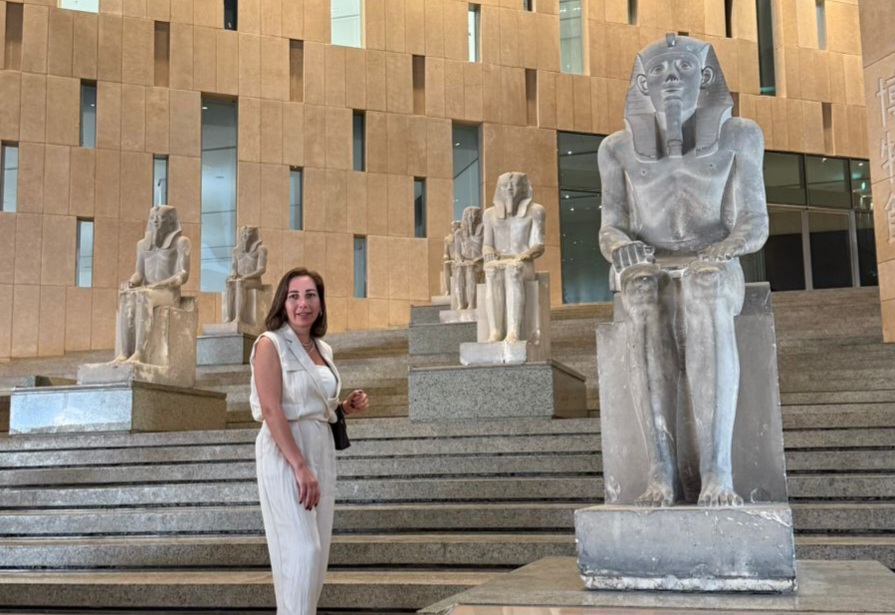 4Tour delle Piramidi del Cairo in autobus da Sharm El Sheikh – Grande Museo Egizio (Nuovo)