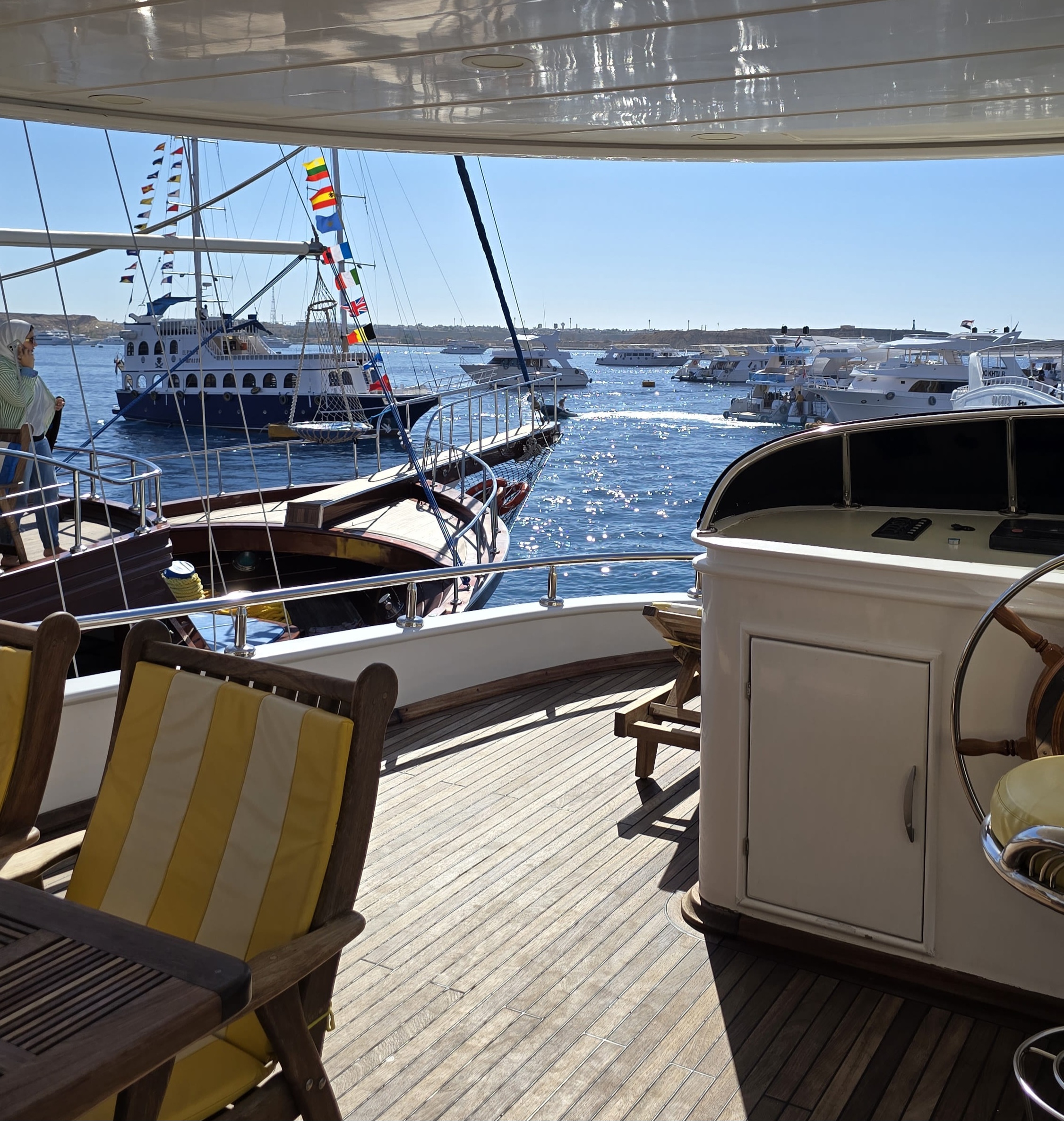 2Elite VIP Yacht Cruise to White Island – Ras Mohammed